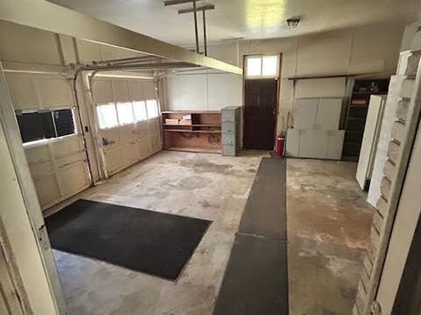 732 Sandhill Shady Grove Rd, Carrollton, GA 30116