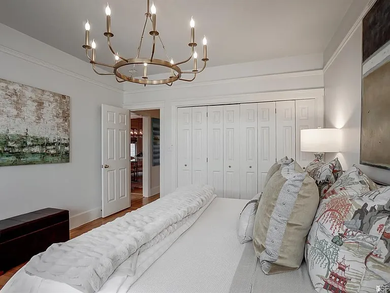 256 Mallorca Way — Photo 10