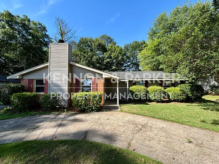 4494 Longview Dr — Photo 1