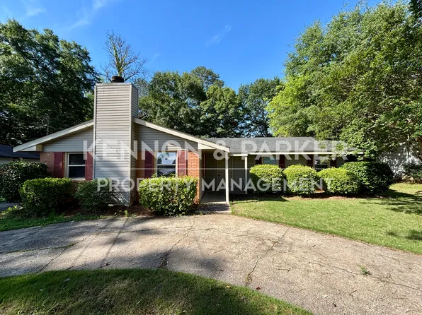 4494 Longview Dr, Columbus, GA 31907