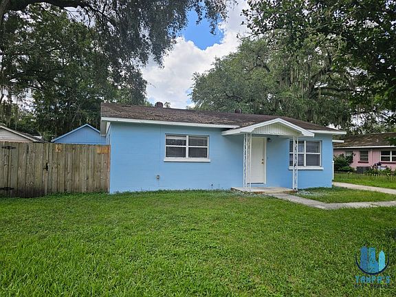 3rd image of 2721 Doyle Cir