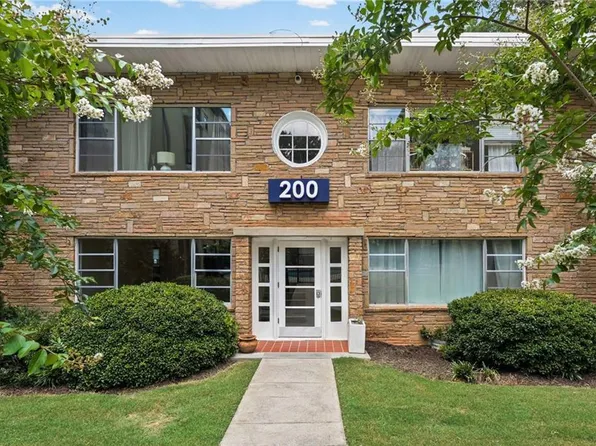 2240 Cheshire Bridge Rd NE Unit 207, Atlanta, GA 30324