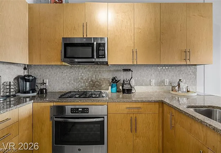 353 E Bonneville Ave #555 — Photo 8