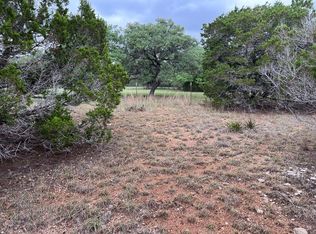 401 Pond Dr, Blanco, TX 78606