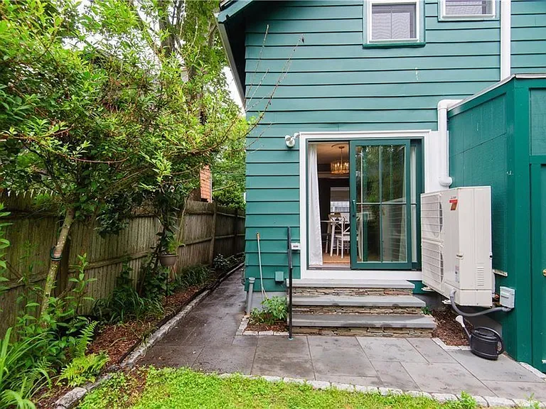 12 Maitland Ct — Photo 25