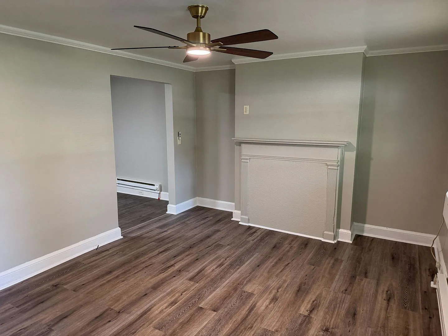 Adorable One Bedroom Duplex Near NoDa! — Photo 3