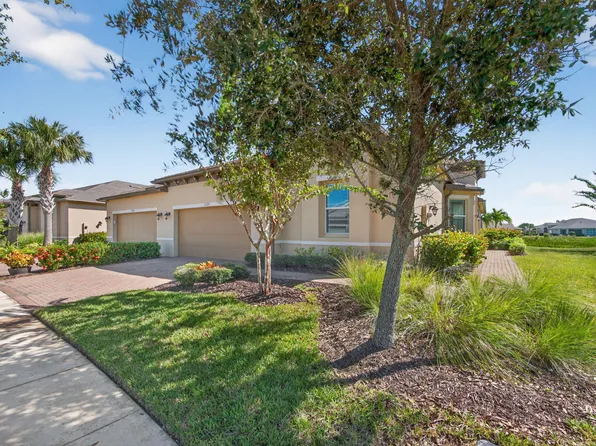 11231 SW Winding Lakes Circle, Port St Lucie, FL 34987