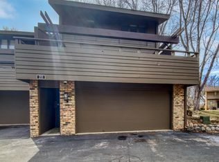 213 Birnamwood Dr, Burnsville, MN 55337