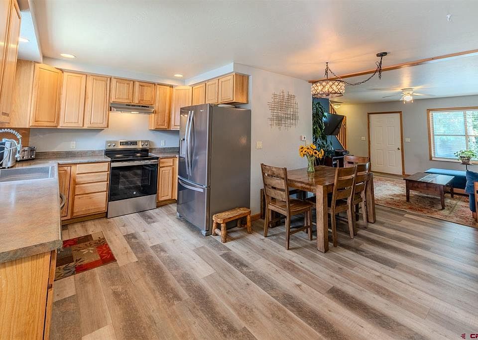 1st image of 148 Elcho Avenue #15