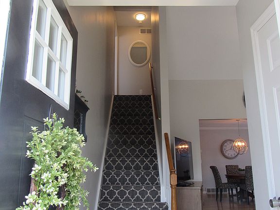 3rd image of 16 Franklin St