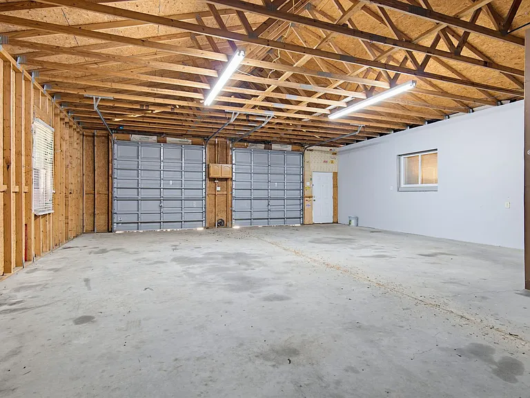 908 Rock Creek Ave — Photo 49