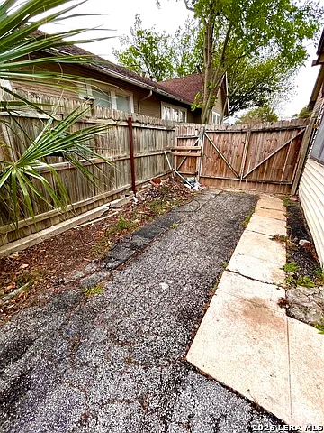 307 Furr Dr — Photo 14