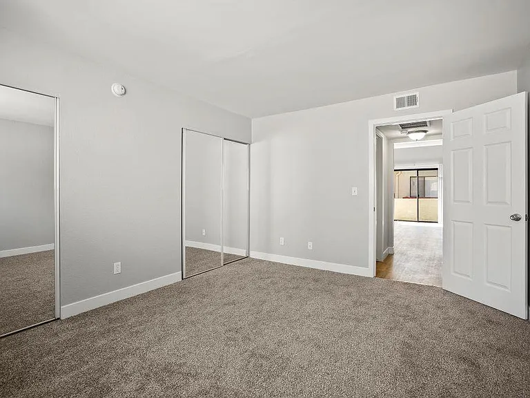 Brody Terrace Apartments — Photo 37