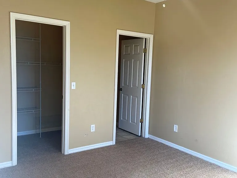 628 Madina Cir — Photo 19