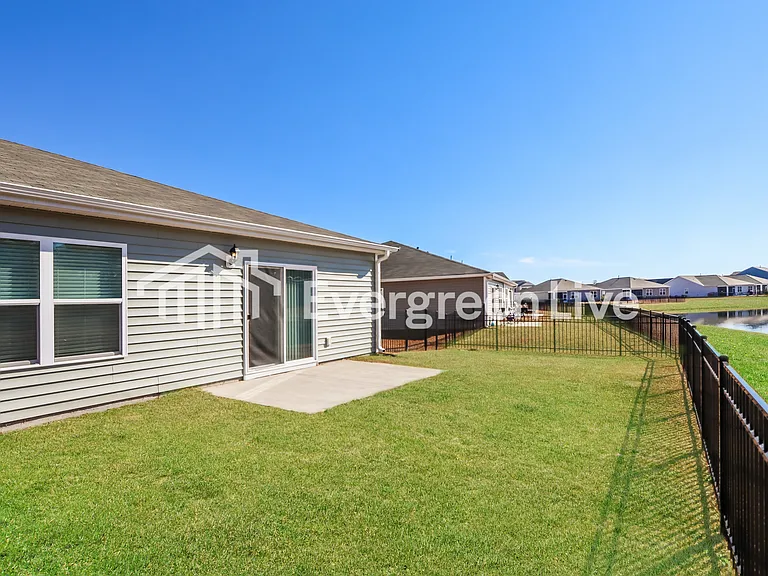 2219 Courtina Way — Photo 15