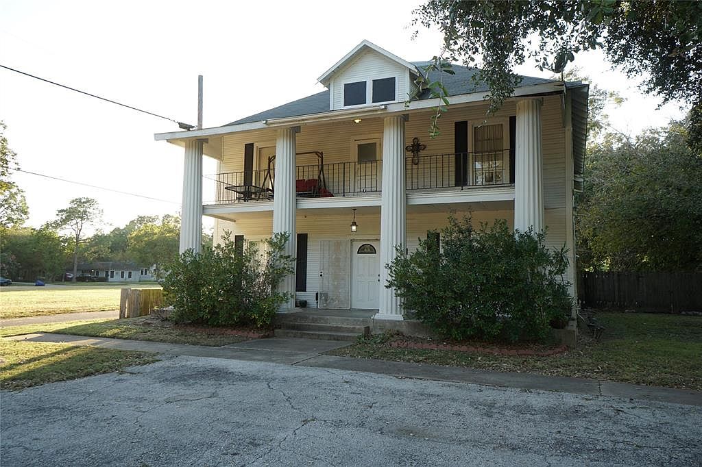 611 Martin Luther King Jr St, Texas City, TX 77590 Zillow