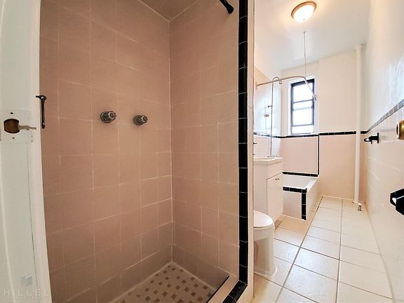 4th image of 8550 Forest Pkwy APT 4P