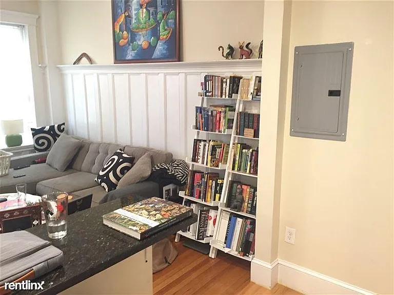 Comm Ave Apartments — Photo 8