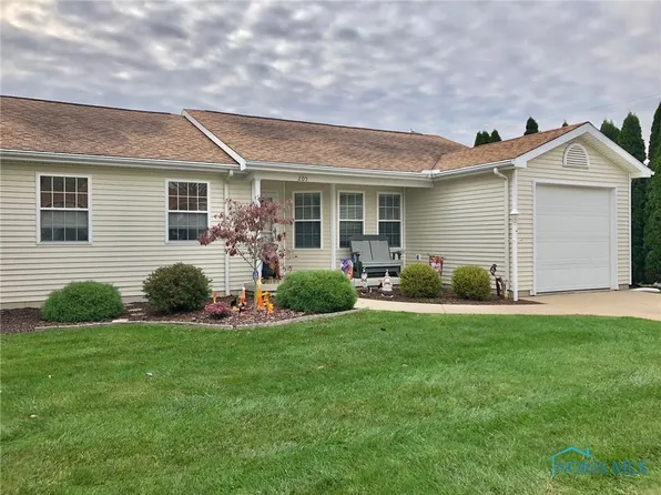 205 Rose Dr #3, Genoa, OH 43430