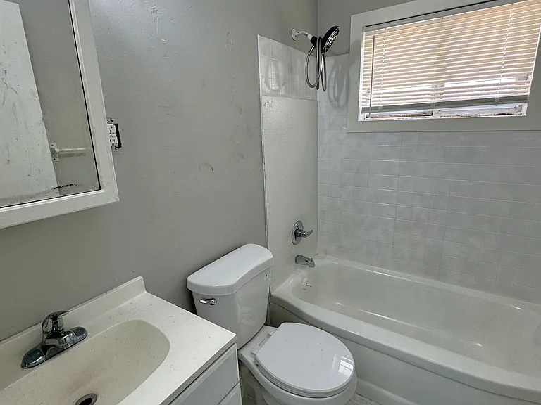 4591 Lawrence Rd — Photo 12