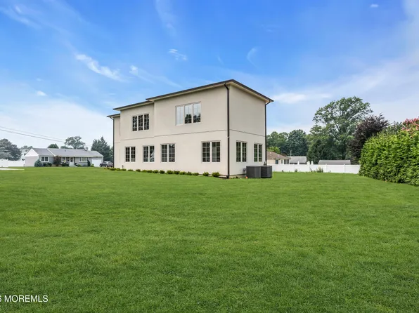 38 Coolidge Place, West Long Branch, NJ 07764