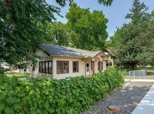 813 NW 1st St, Meridian, ID 83642