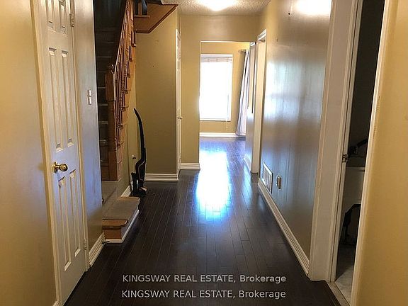 5th image of 722 Four Winds Way