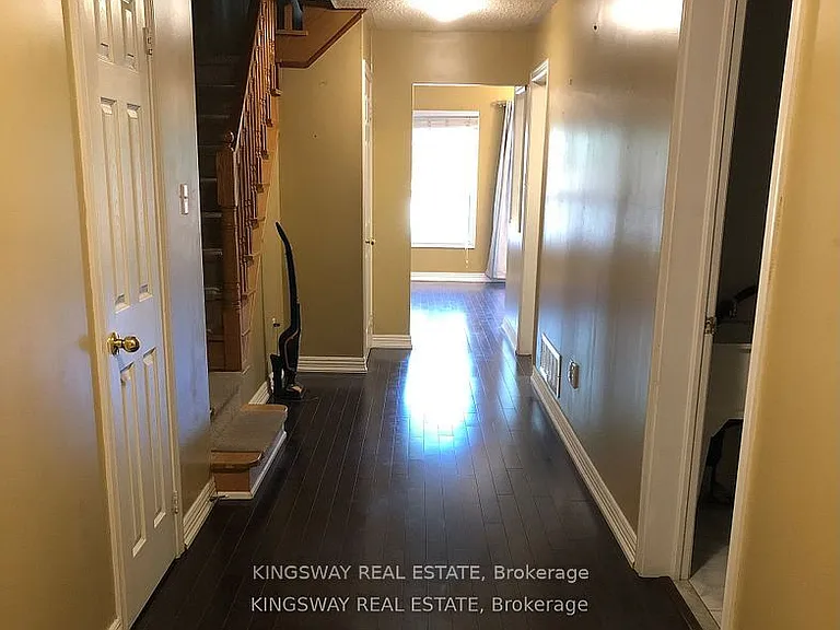 722 Four Winds Way — Photo 5