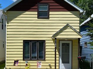 822 Walnut St, Grand Forks, ND 58201