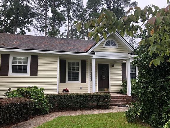 2nd image of 1807 Englewood Dr