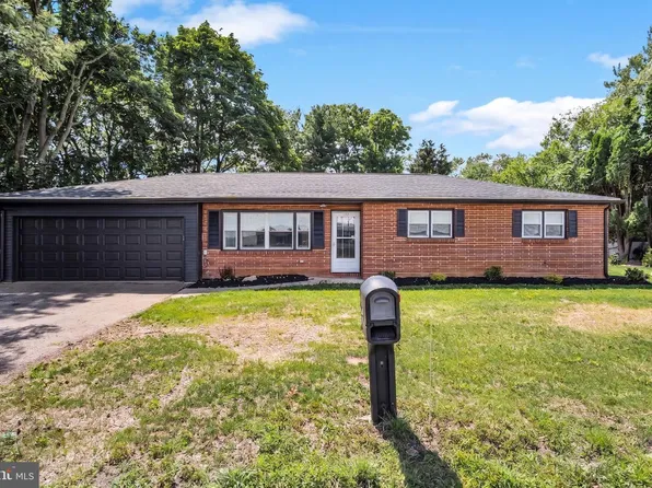 165 Salem Church Rd, Mechanicsburg, PA 17050