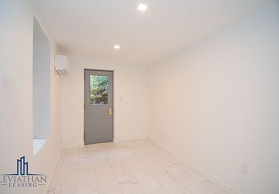 3rd image of 115 W 136th St #B1