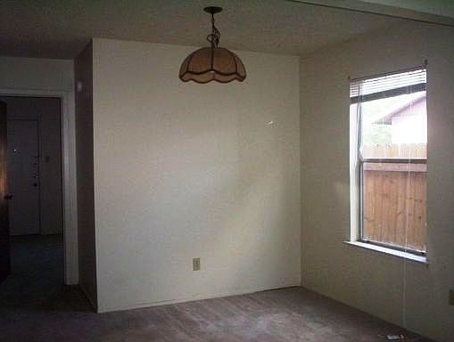 4th image of 12213B Dundee Dr