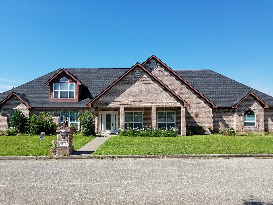1st image of 1204 Glenn Alan Dr