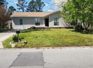 3690 Applegate Rd, Hope Mills, NC 28348