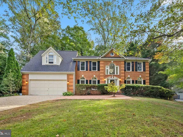 6325 Karmich St, Fairfax Station, VA 22039