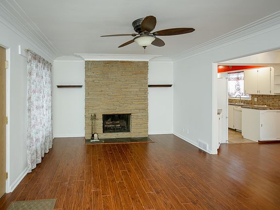 1321 kingston ave-103