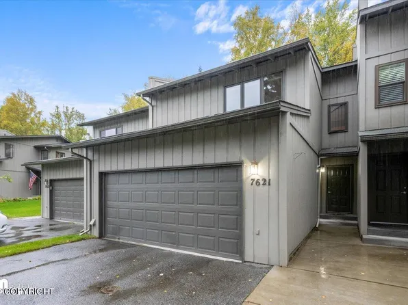 7621 Highlander Dr, Anchorage, AK 99518