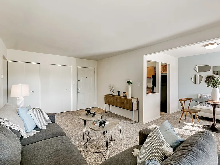 Doncaster Village Apartments — Photo 13
