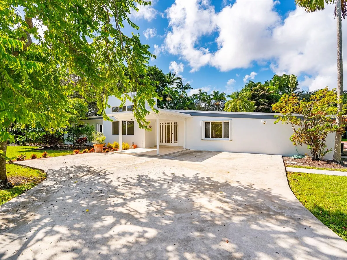 Building Photo - 11800 SW 77th Ave