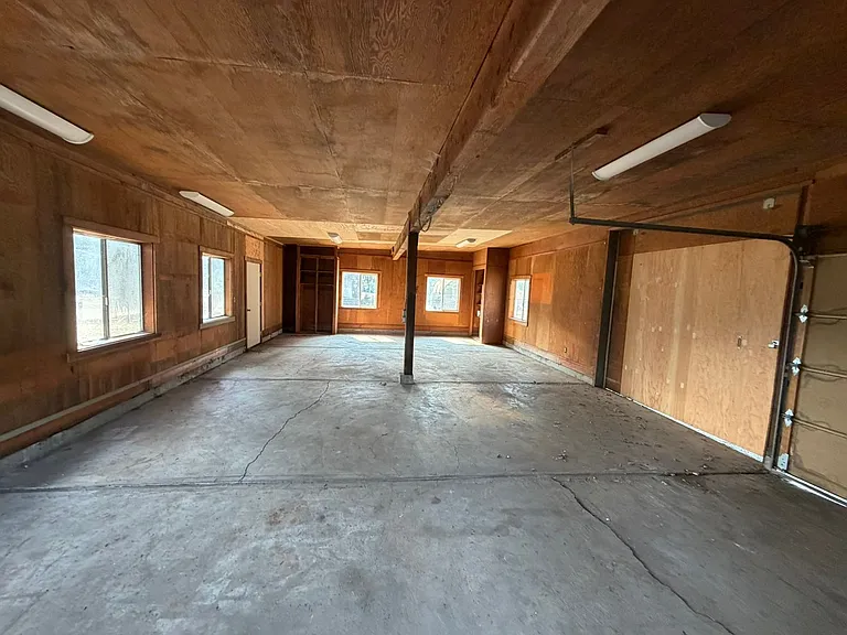 28411 Liberty Rd — Photo 63