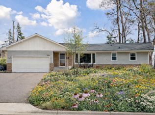 2320 Valders Ave N, Golden Valley, MN 55427
