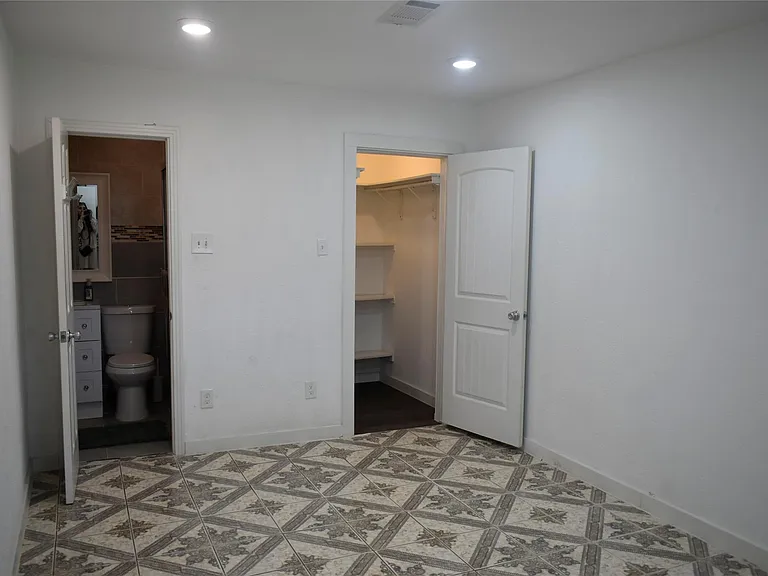 5922 Lavender St — Photo 6