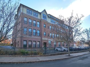 72 Ashland St APT 410, Malden, MA 02148