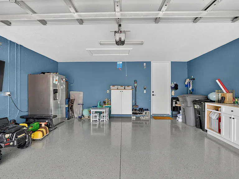 7630 Topiary Ave — Photo 39