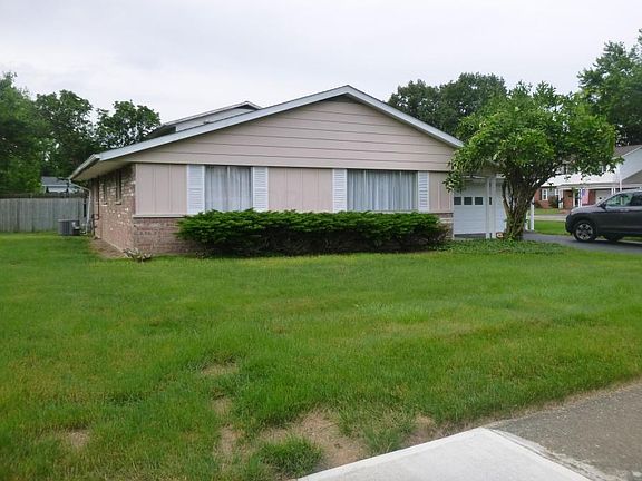 3rd image of 461 Catalina Dr