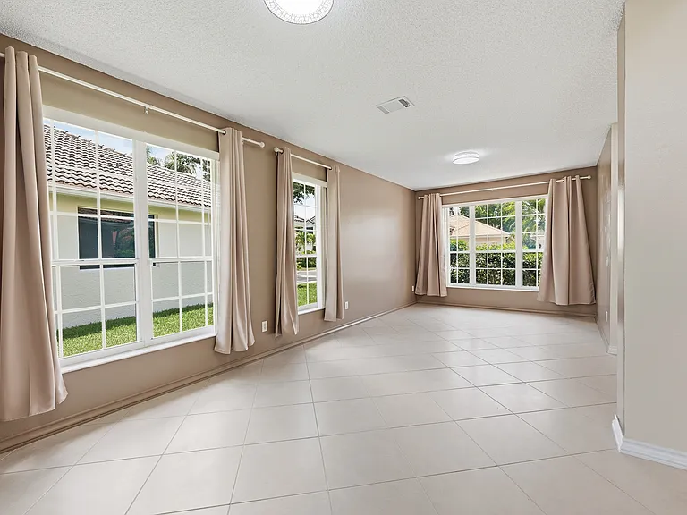 18474 Old Princeton Ln — Photo 7