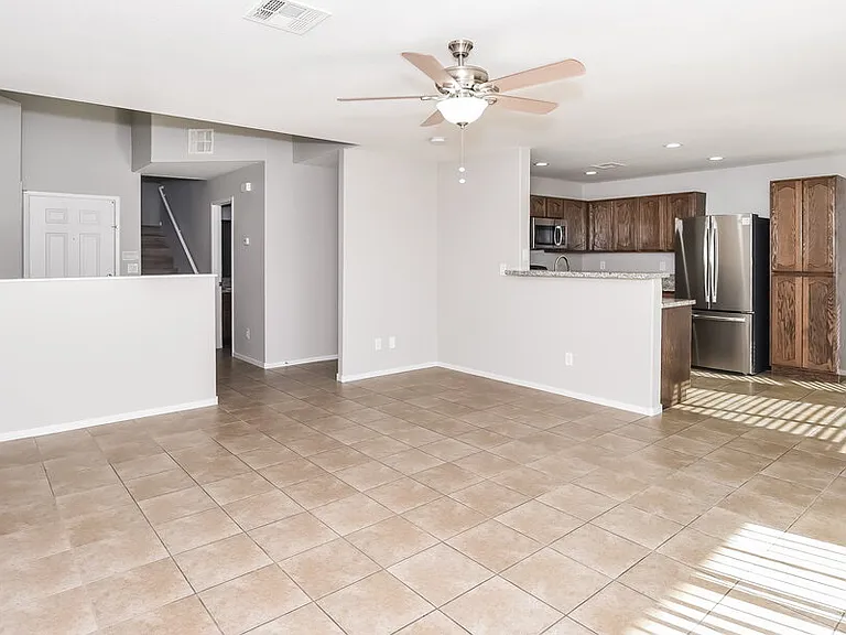 1213 Granite Ash Ave — Photo 5