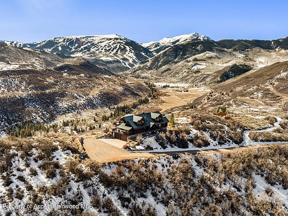 3rd image of 1450 Mesa Rd