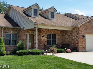 135 Donna Dr, Woodstock, VA 22664